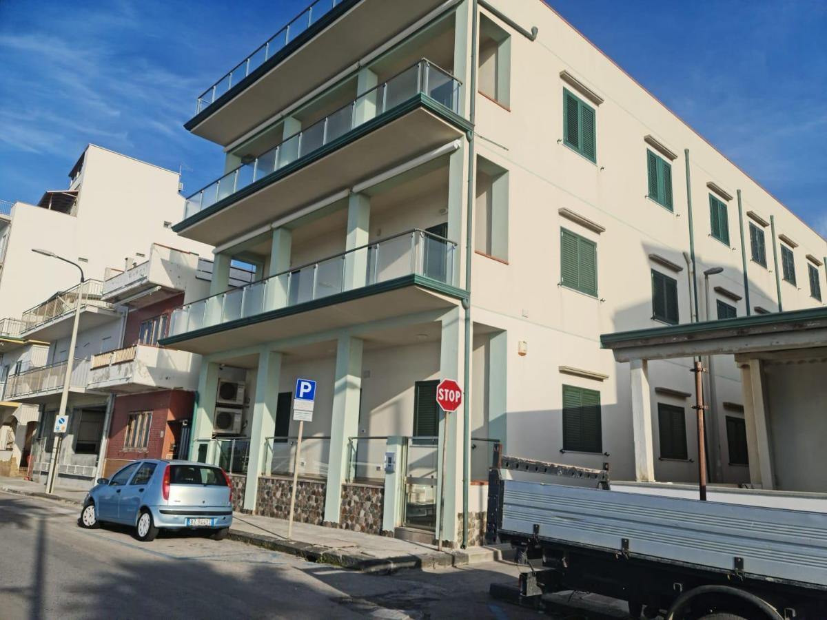 卡普多兰多La Porta Delle Eolie公寓 外观 照片