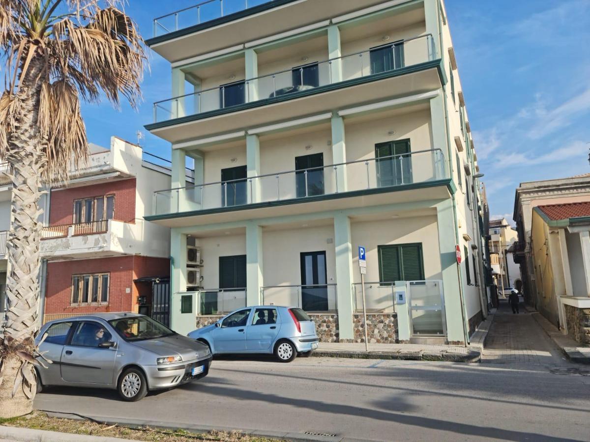卡普多兰多La Porta Delle Eolie公寓 外观 照片